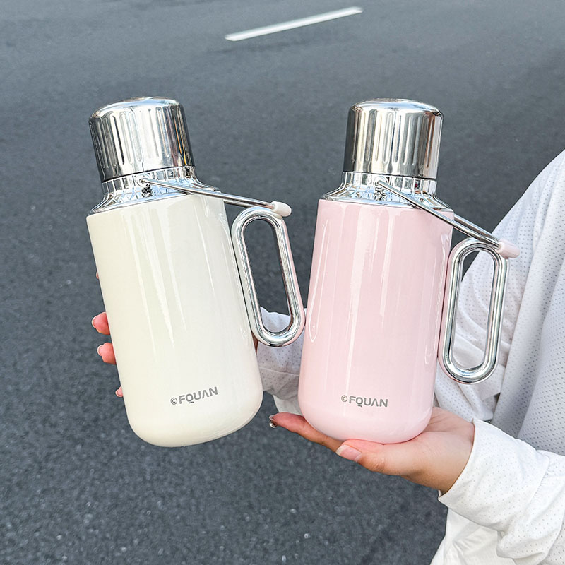 Sports Water Bottle Insulated - Garrafa Térmica de Aço Inoxidável para