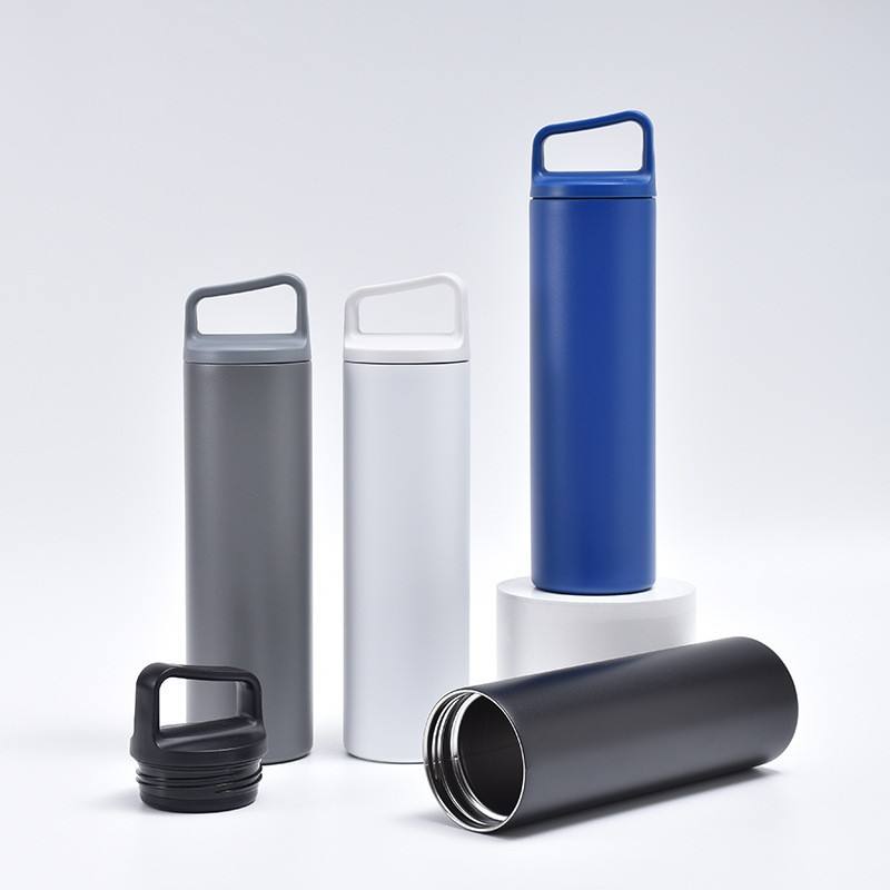 Sports Water Bottle Insulated - Garrafa Térmica Isolada de 20oz com